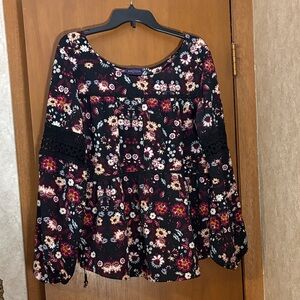 XL Artesia Black Floral Tiered Peasant Tunic